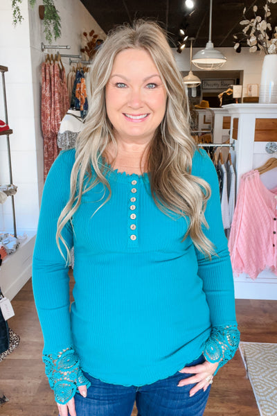 A Touch Of Spice Pullover - Teal