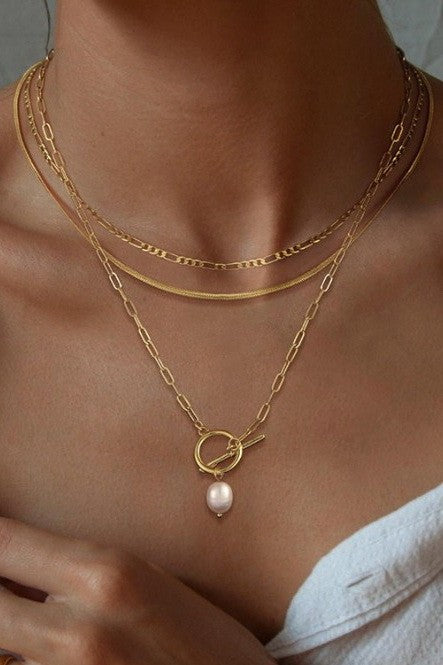 Pearl Pendant Layered Necklace - 18K Gold Plated