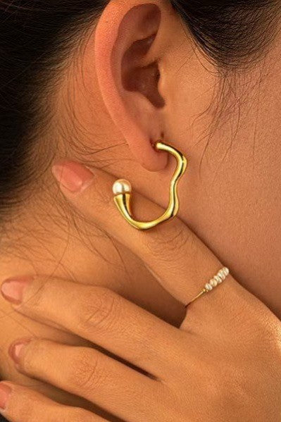 Pearl End Hoop - 18K Gold Plated