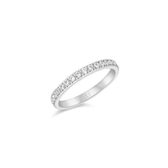 Velia Dainty Eternity Band Ring