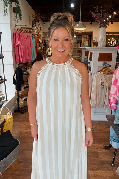 Lindie Maxi Dress- Taupe