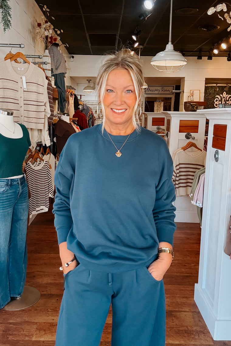 Oversized Crew Neck Sweatshirt - Indigo Blue