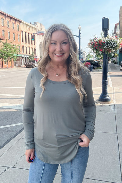 Scoop Neck Pullover - Mushroom