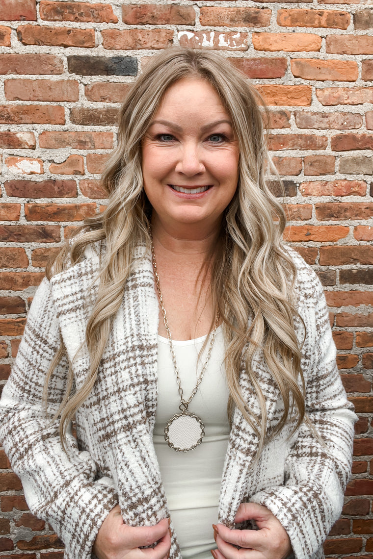 The Vivian Pendant Necklace - Available in 3 colors!