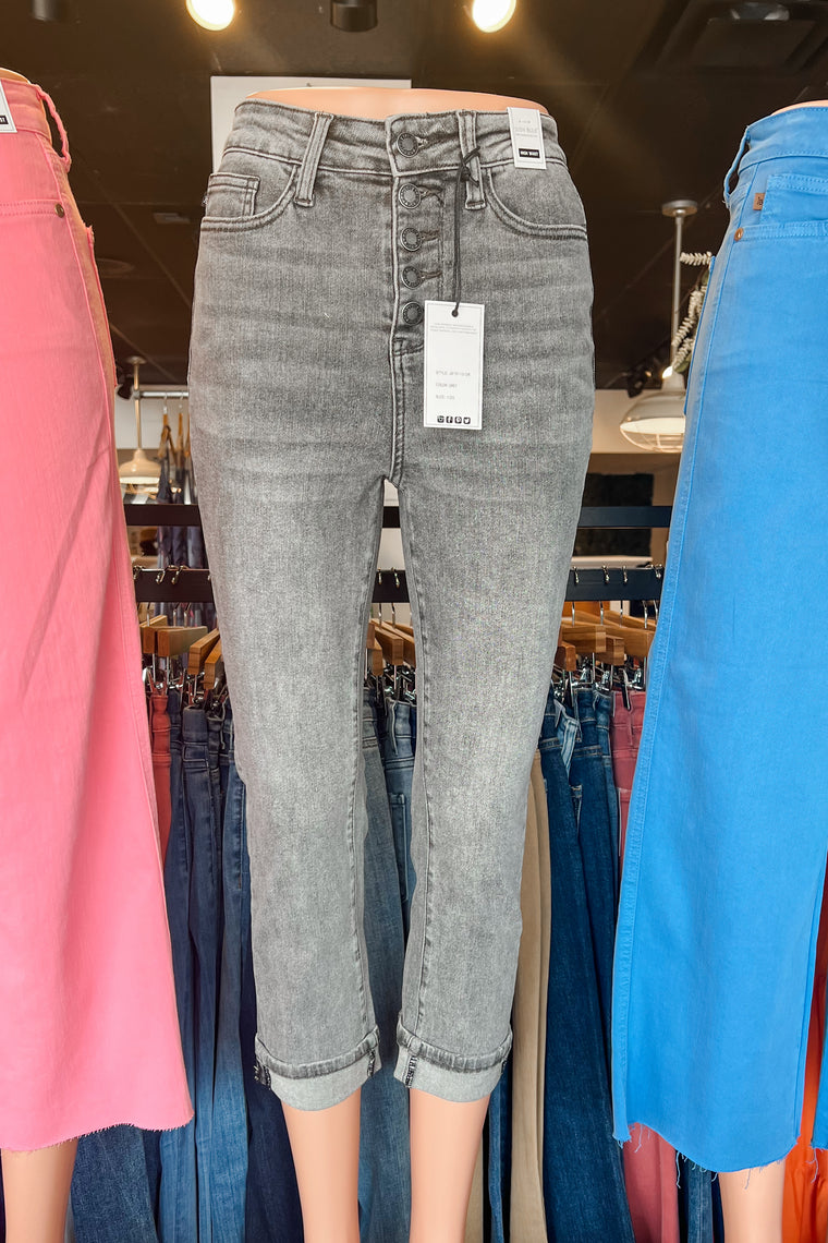 Judy Blue Cuffed Button Fly Capri