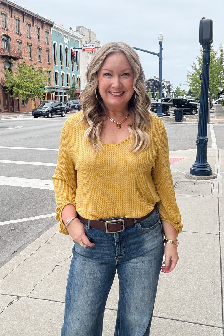 Lyla Pullover - Mustard