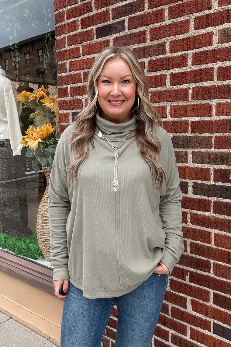 Korine Turtleneck Pullover - Sage