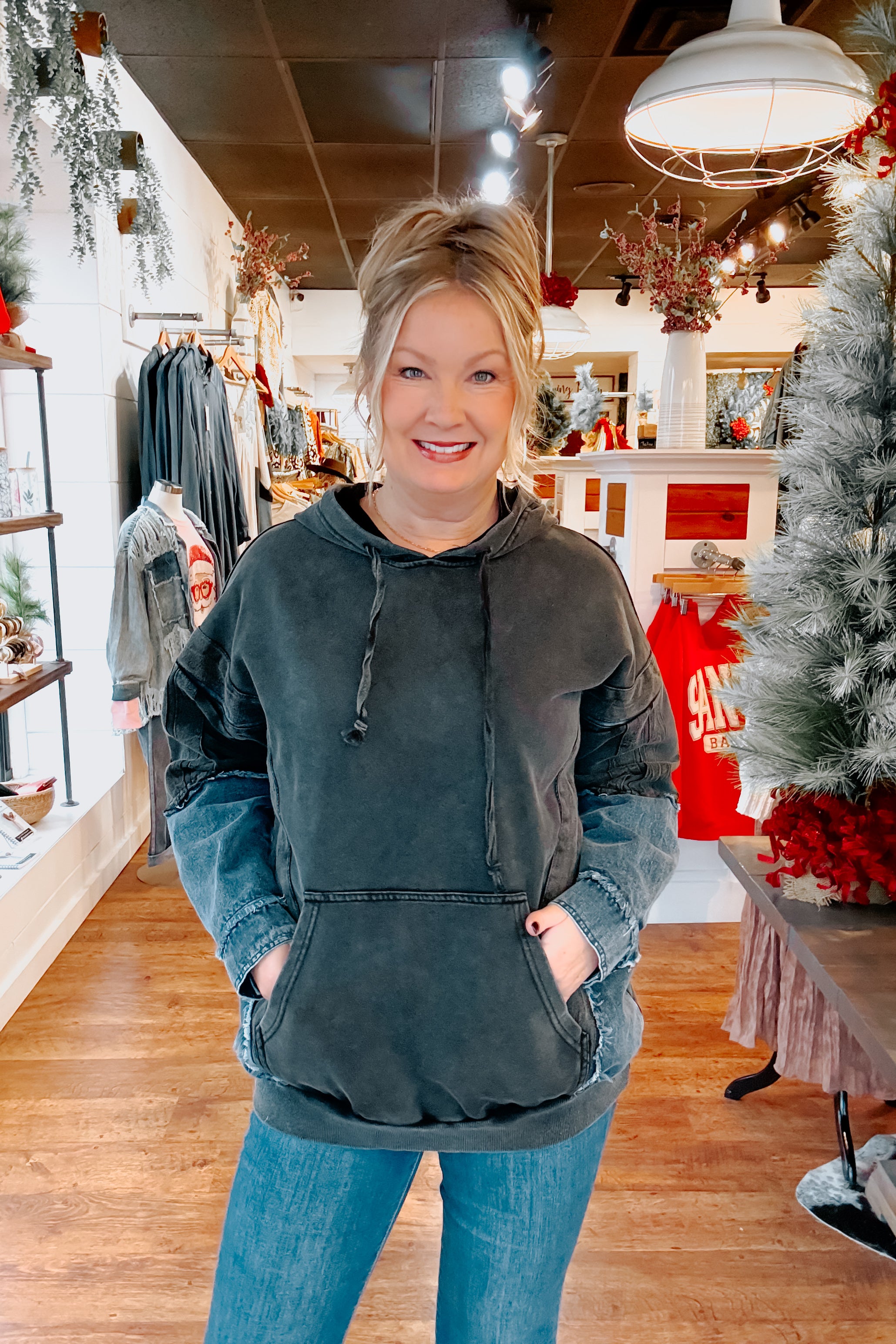 Kamryn Contrast Pullover