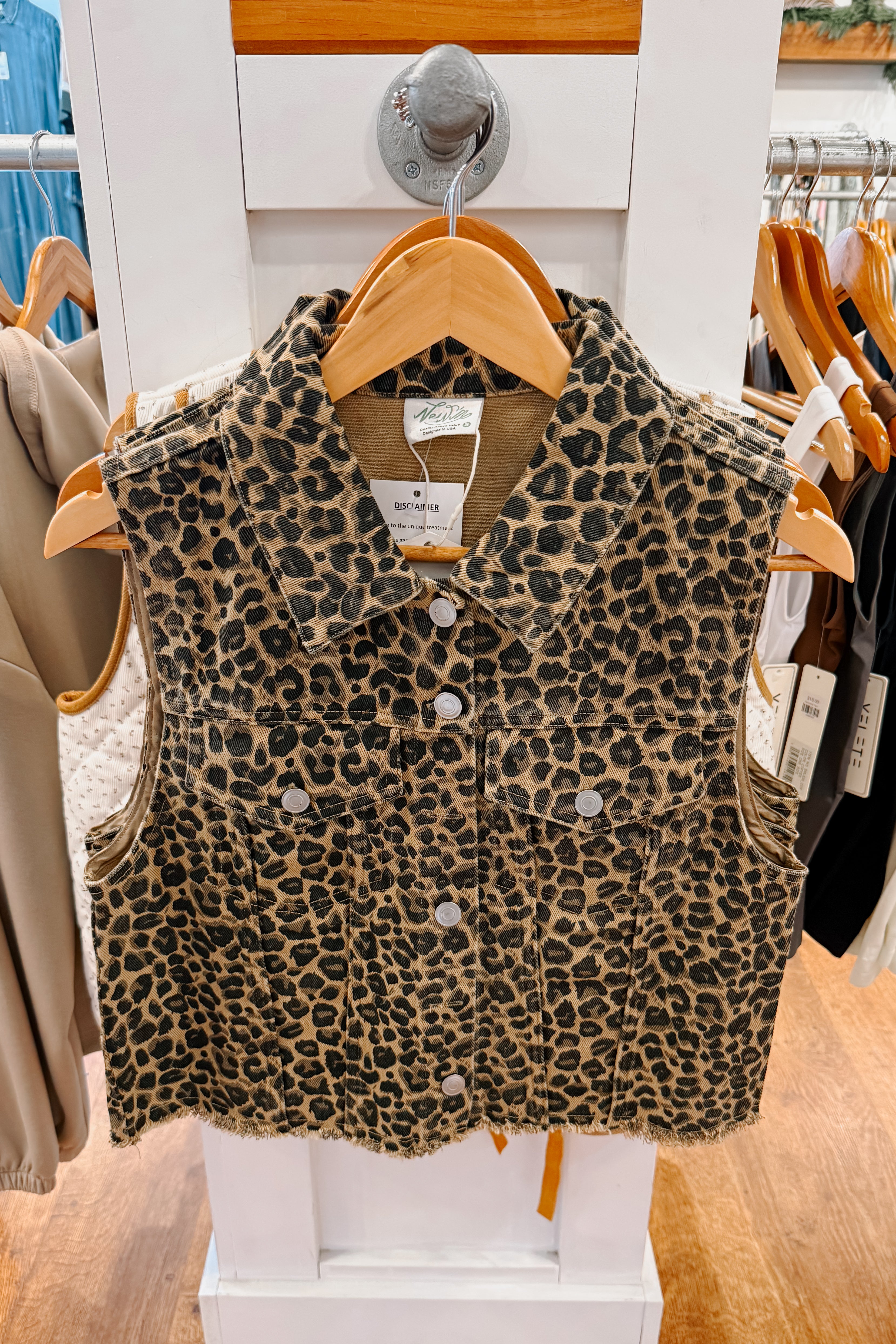 Shane Leopard Vest