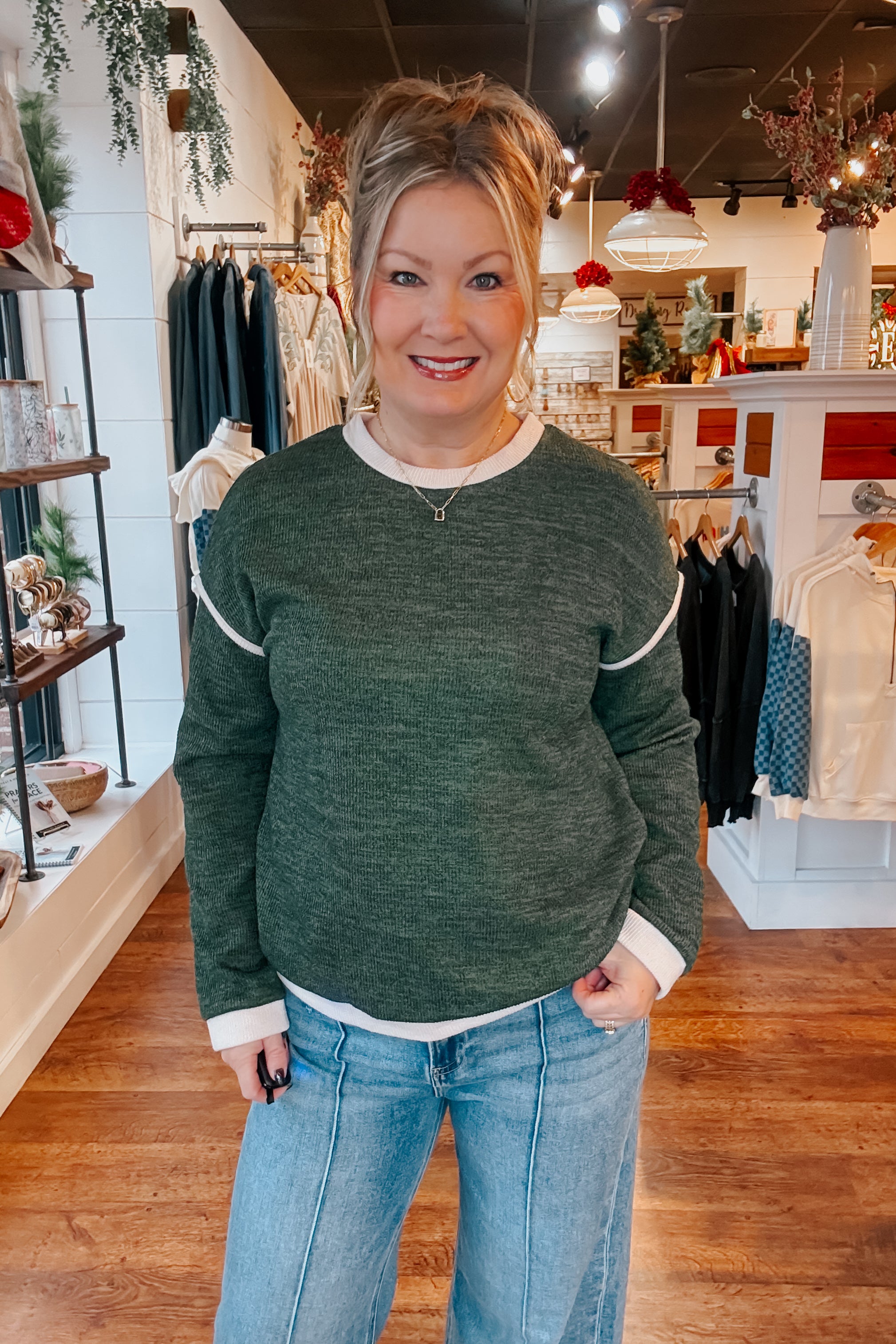 Sienna Contrasting Trim Pullover - Olive