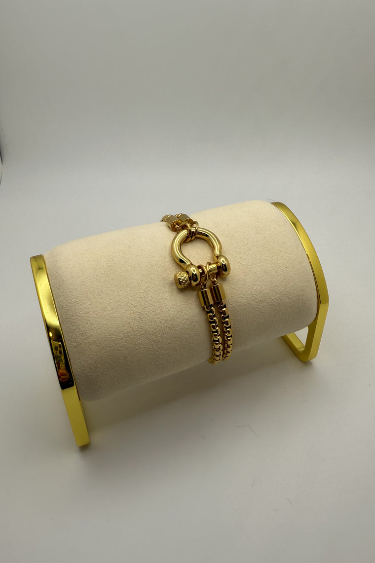 Horse Shoe Bracelet - 18K Gold Plated