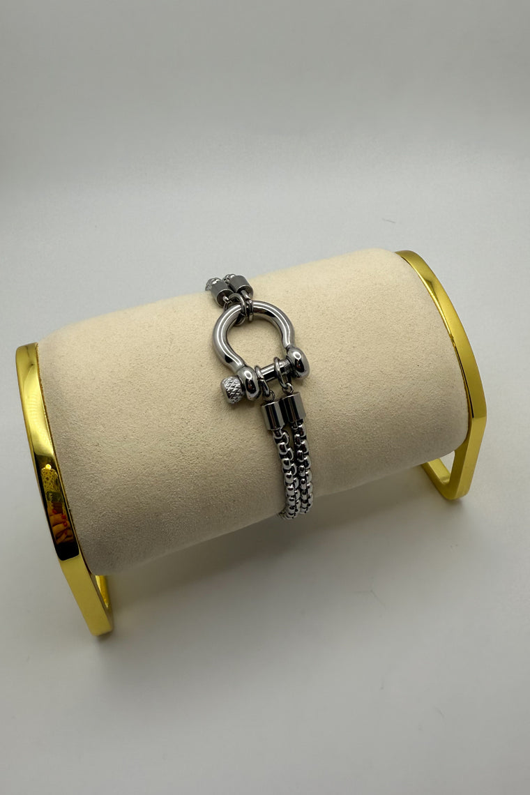 Horse Shoe Bracelet - Rhodium Plated