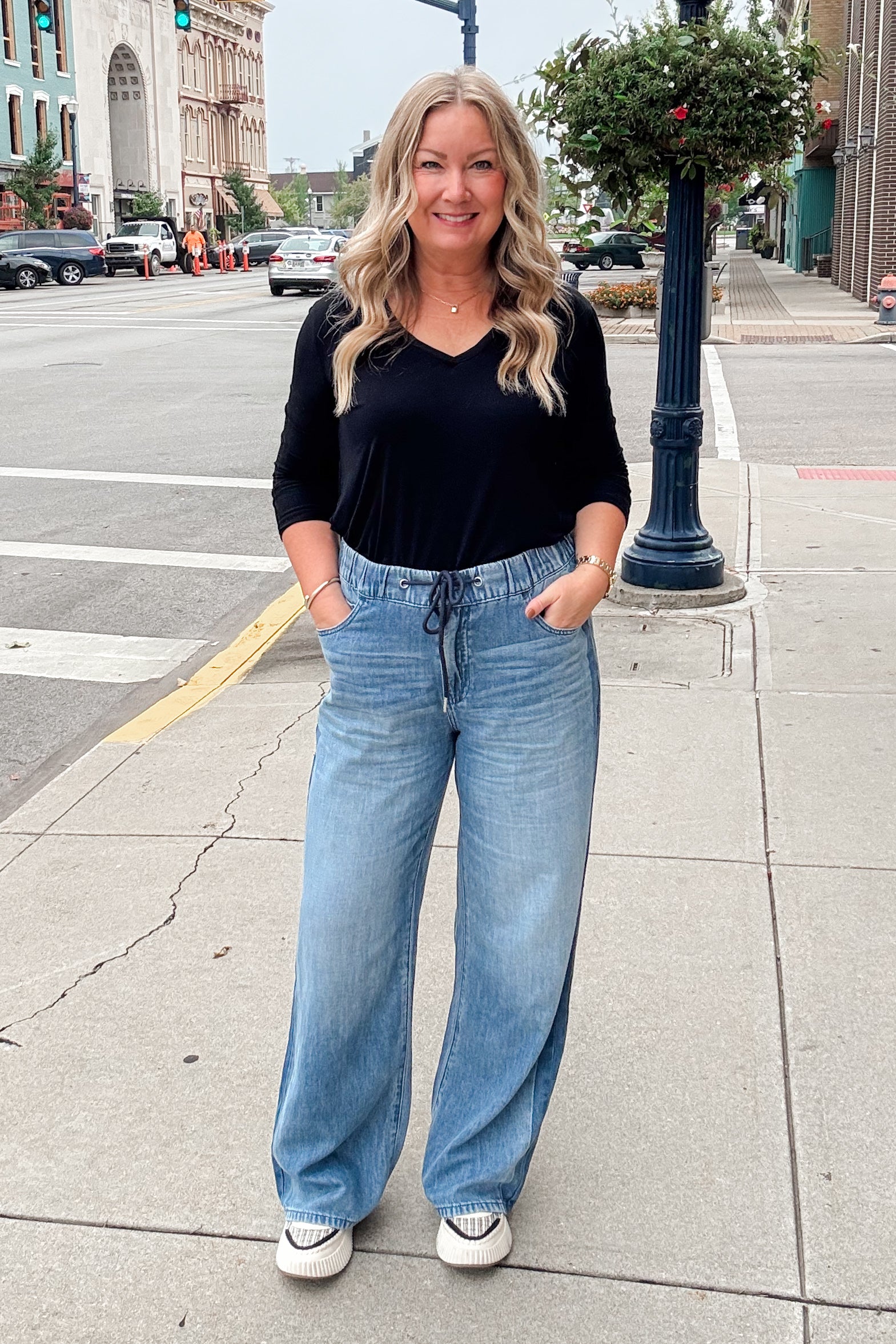 Judy Blue HW Wilhelmina Elastic Waist Jean
