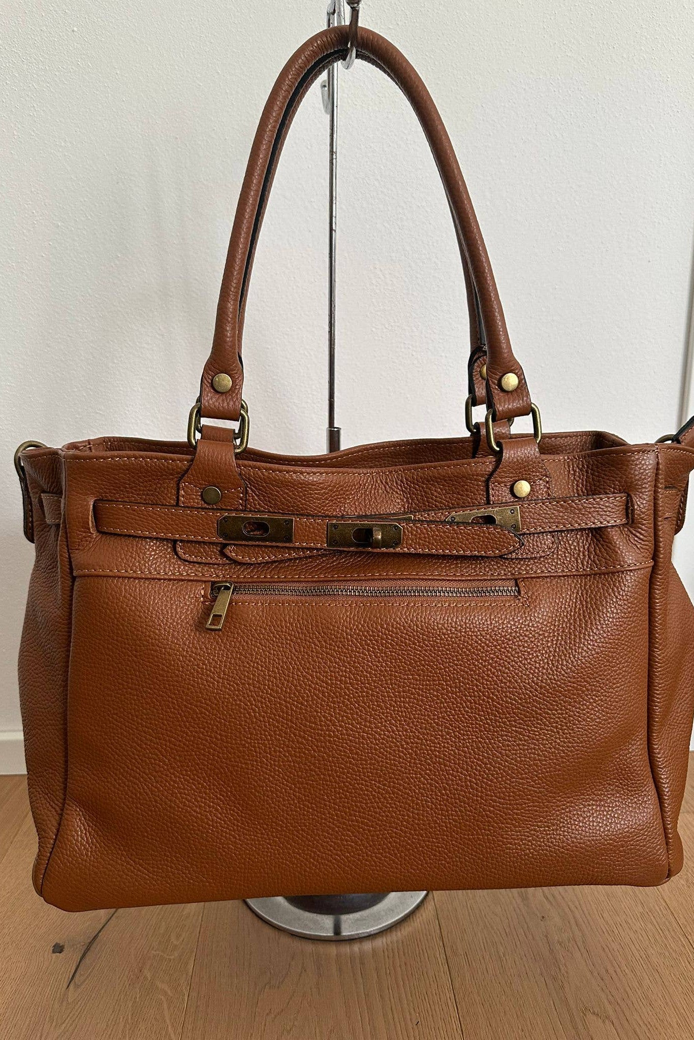Carly Genuine Leather Handbag -  Cognac
